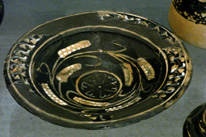 Assiette retrouve au Ncromanteion d'Ephyra