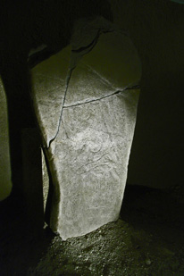 menhir  motif grav