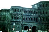 Tr�ves : Porte romaine dite Porta Nigra